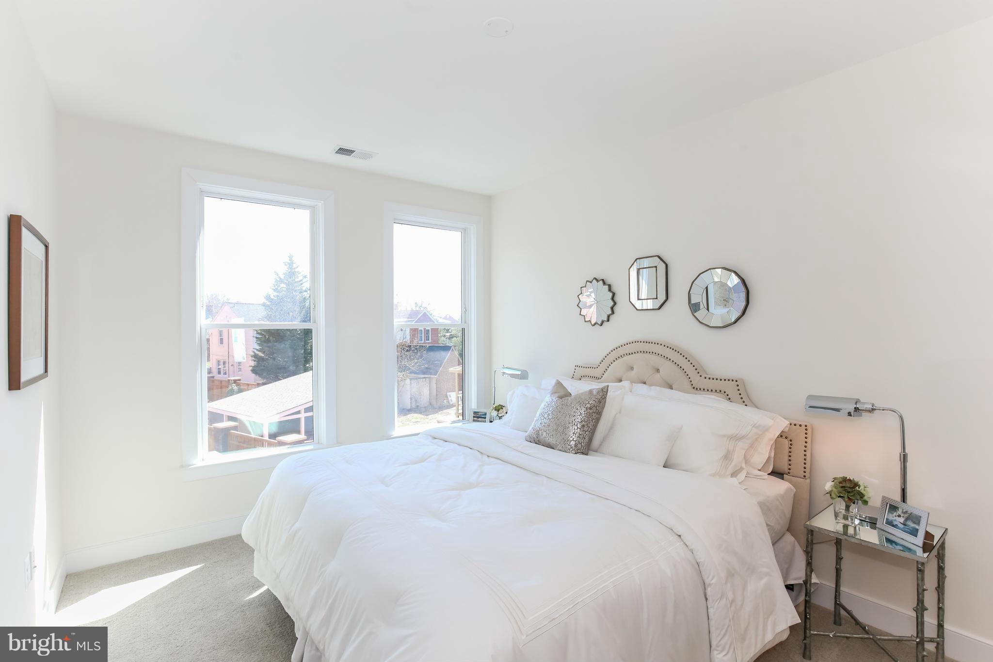 1107 South Walter Reed Drive, Unit 302 Arlington, VA 22204 - Photo 11 of 18 Bedroom (Master)