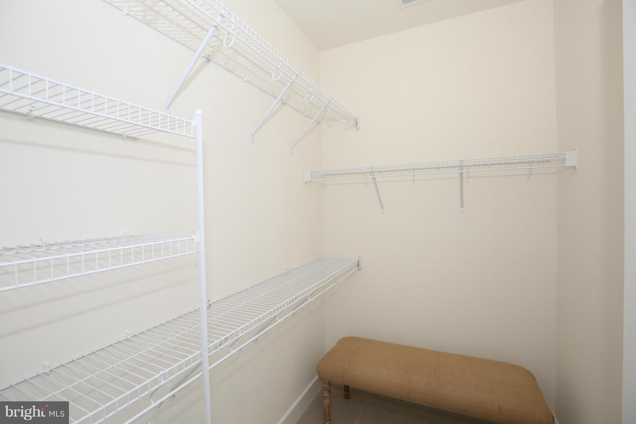 1107 South Walter Reed Drive, Unit 302 Arlington, VA 22204 - Photo 14 of 18 Interior (General)