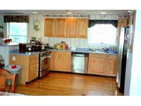 82 West Parish Road Concord, NH 03303 - Photo 3 of 5