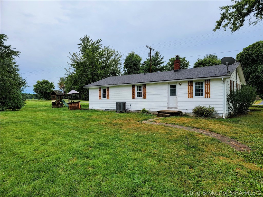 4390 East Canton Road Salem, IN 47167 - Photo 3 of 26 Gallery Image 3