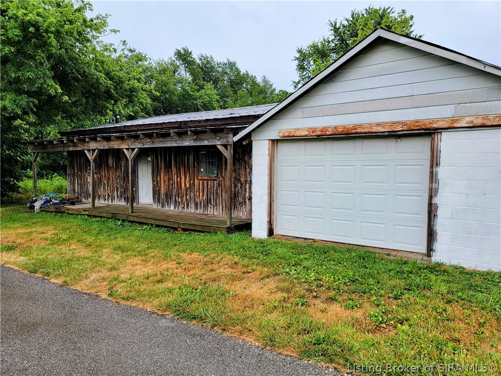 4390 East Canton Road Salem, IN 47167 - Photo 4 of 26 Gallery Image 4