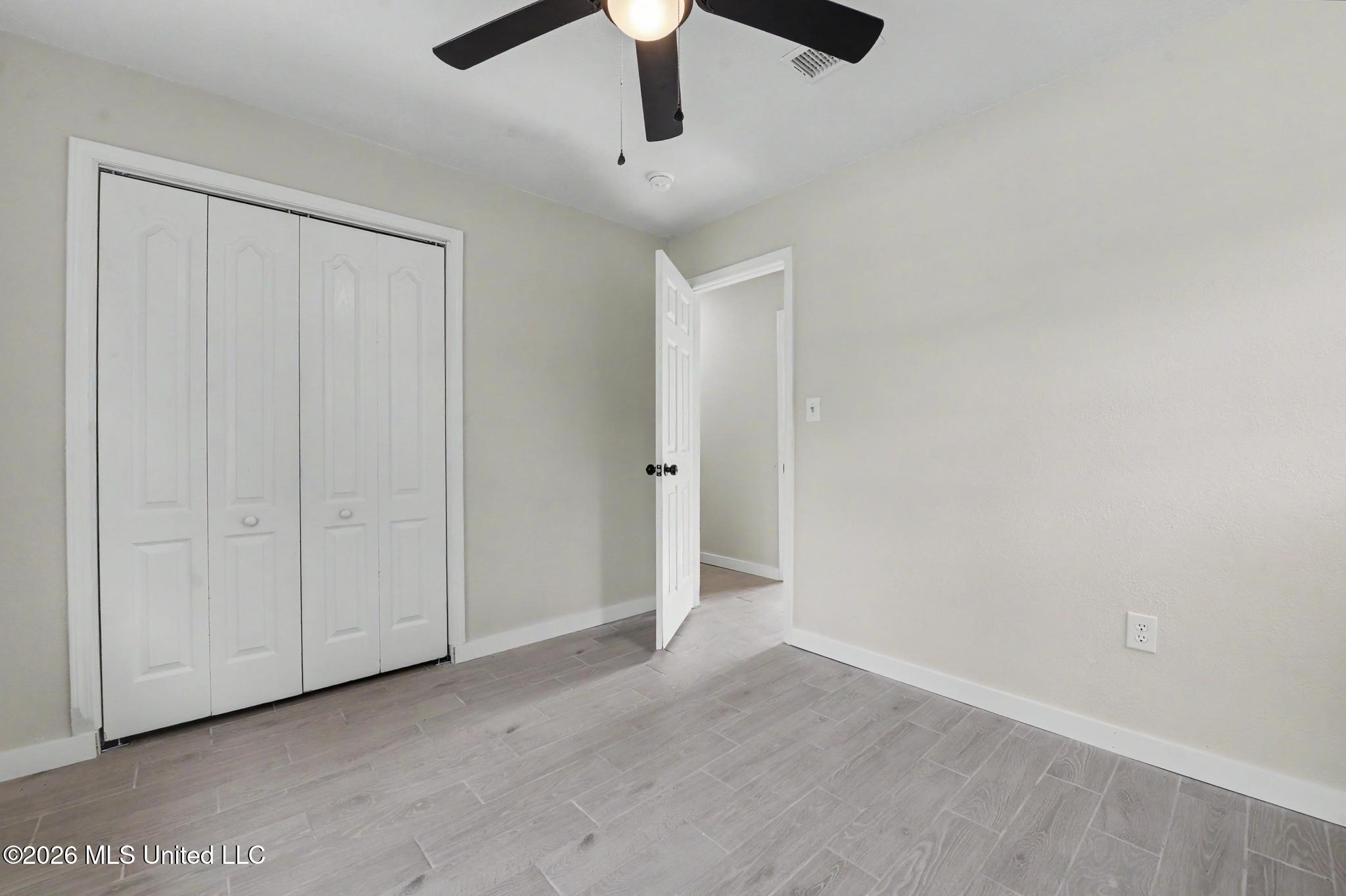 258 Magnolia Street Biloxi, MS 39530 - Photo 12 of 26 012