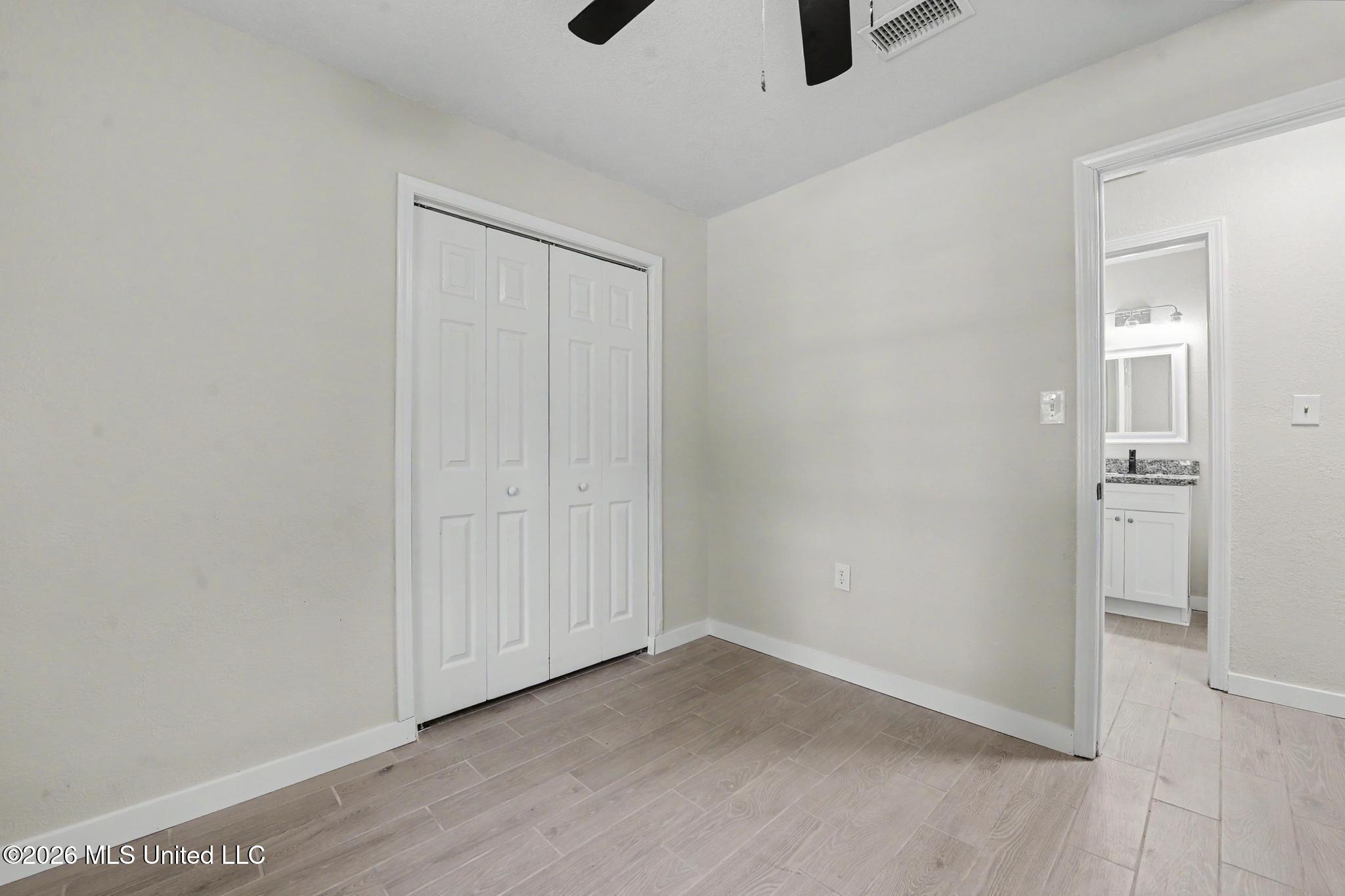 258 Magnolia Street Biloxi, MS 39530 - Photo 14 of 26 014