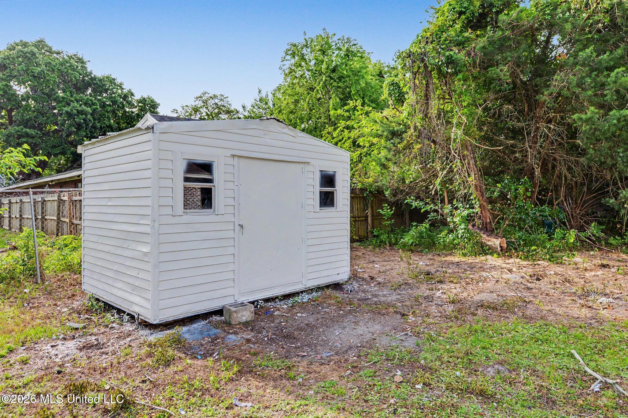 258 Magnolia Street Biloxi, MS 39530 - Photo 17 of 26 017