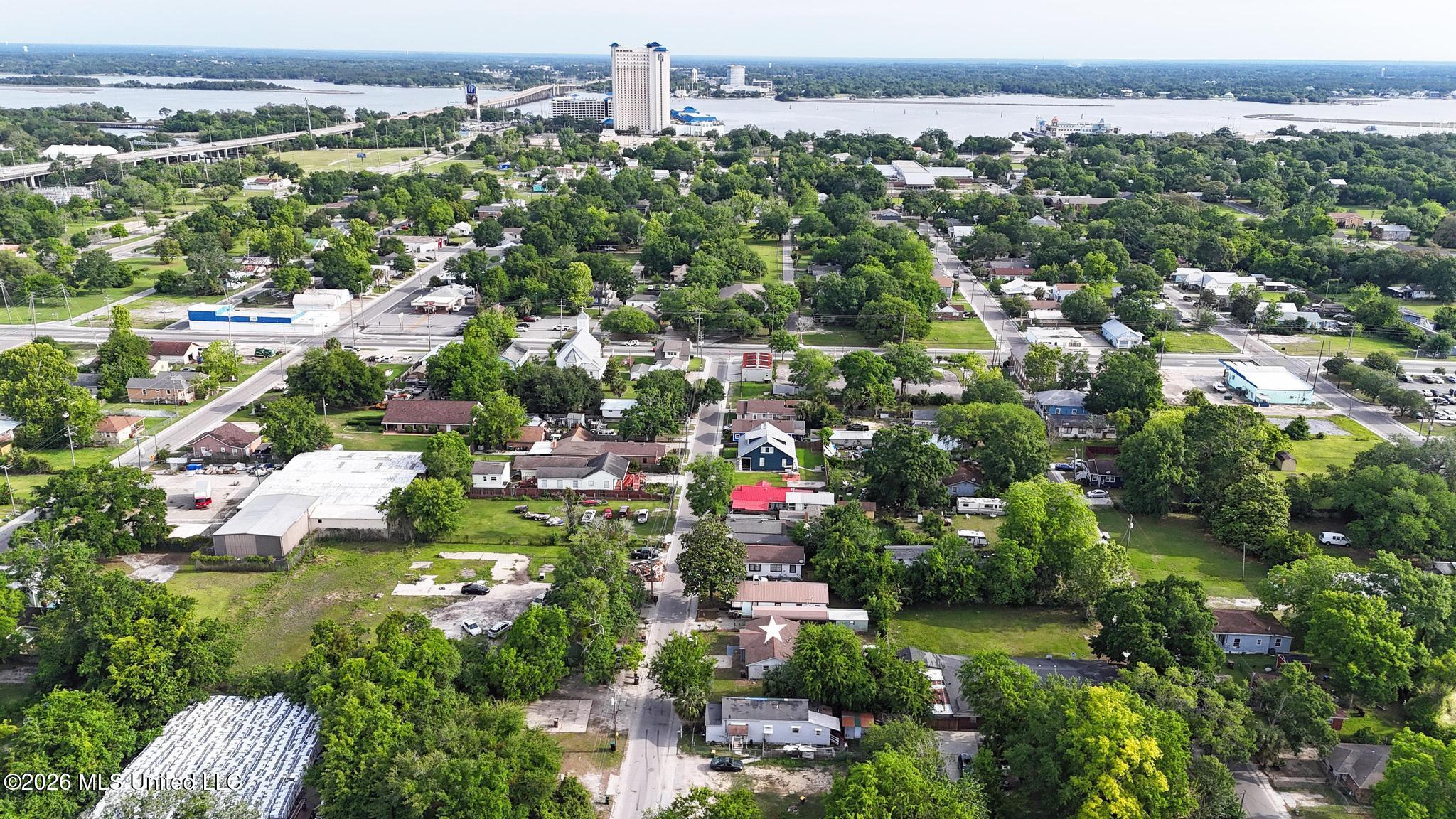258 Magnolia Street Biloxi, MS 39530 - Photo 25 of 26 025