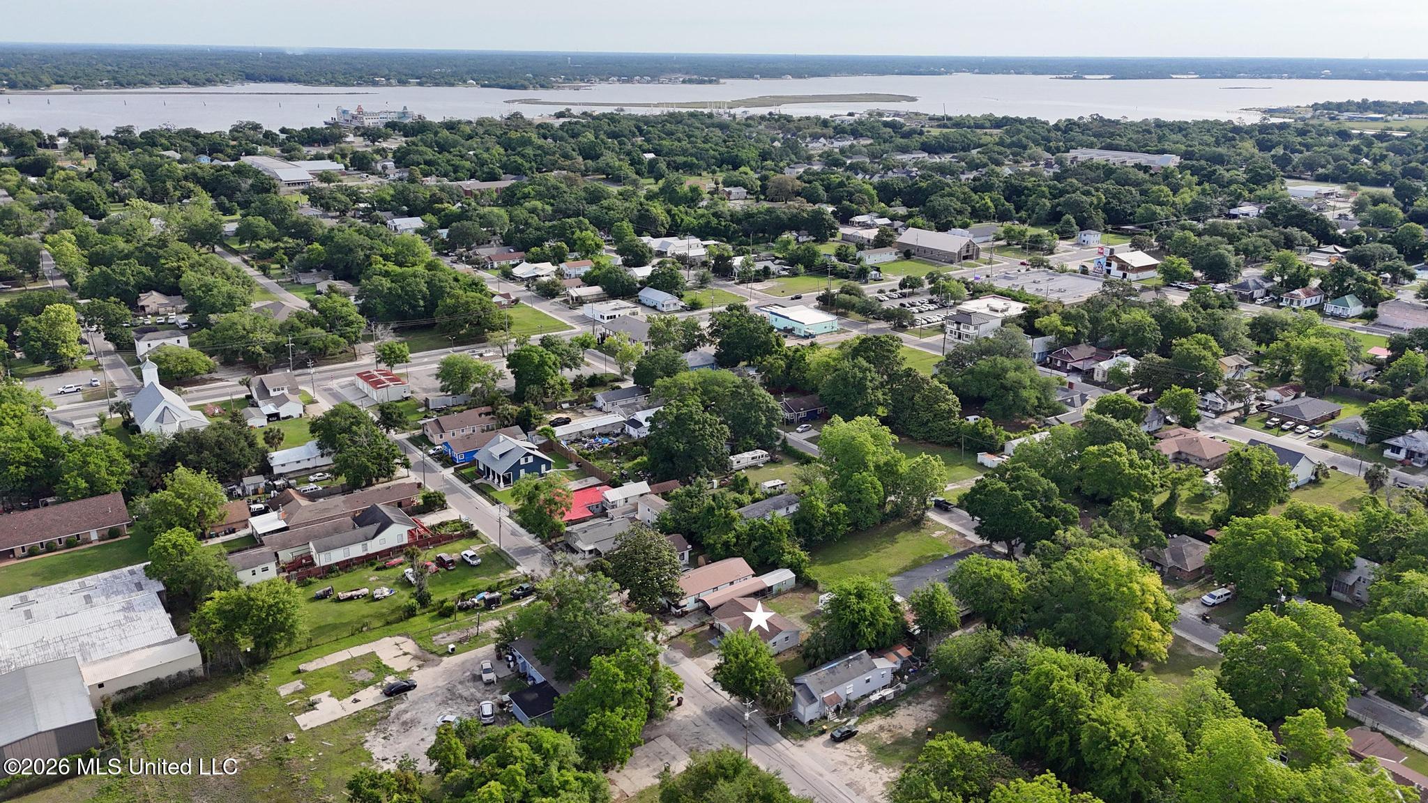 258 Magnolia Street Biloxi, MS 39530 - Photo 26 of 26 026