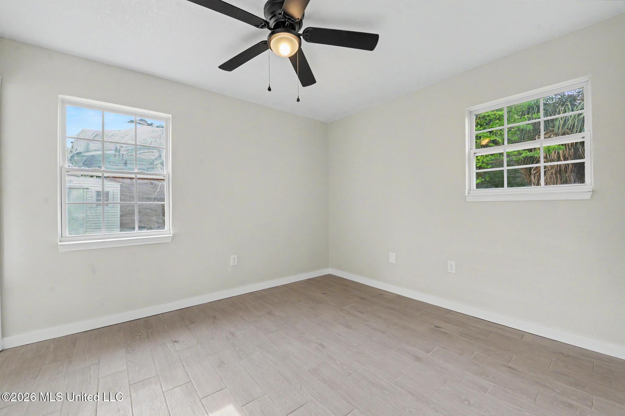 258 Magnolia Street Biloxi, MS 39530 - Photo 8 of 26 008