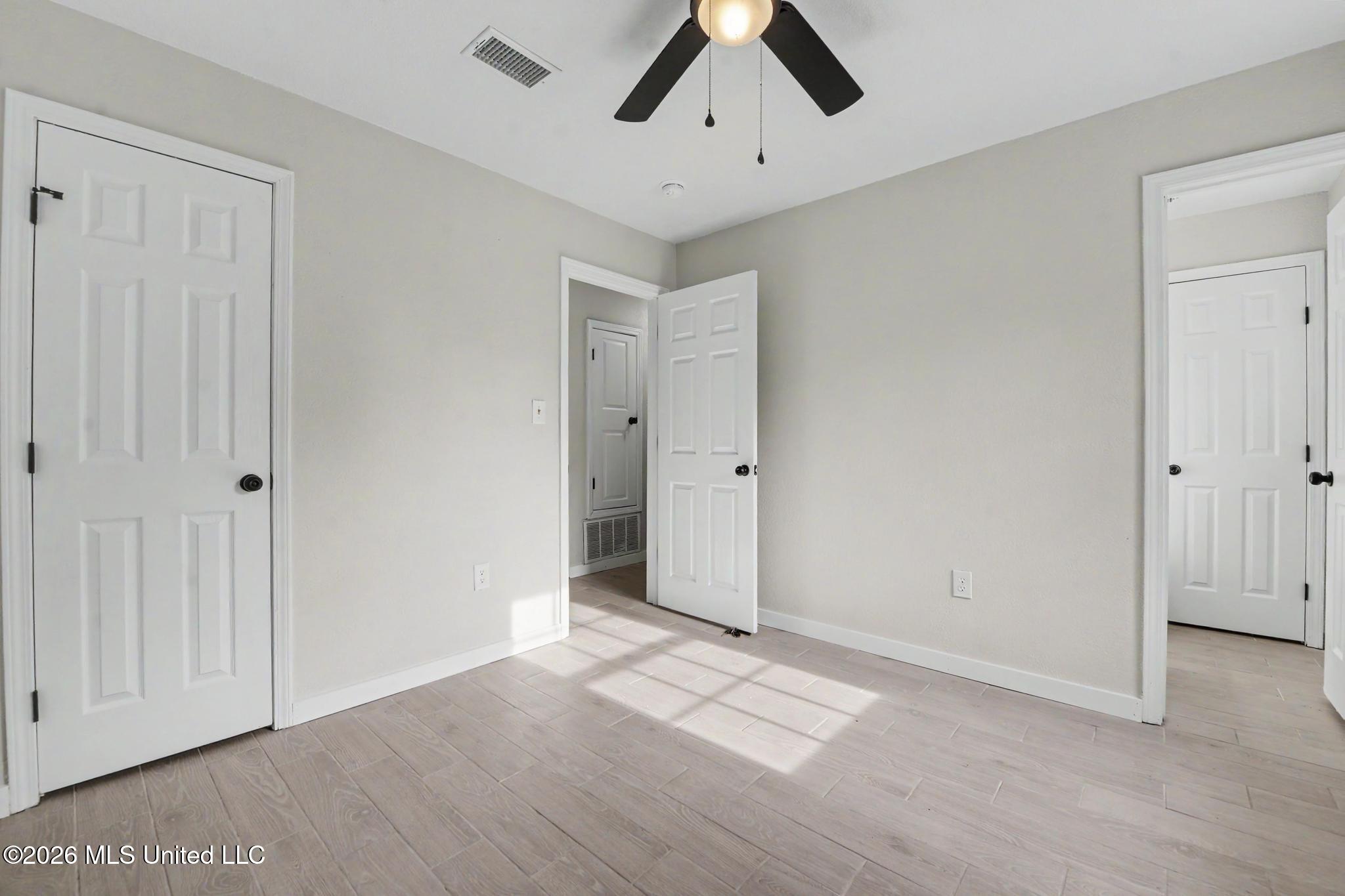 258 Magnolia Street Biloxi, MS 39530 - Photo 9 of 26 009