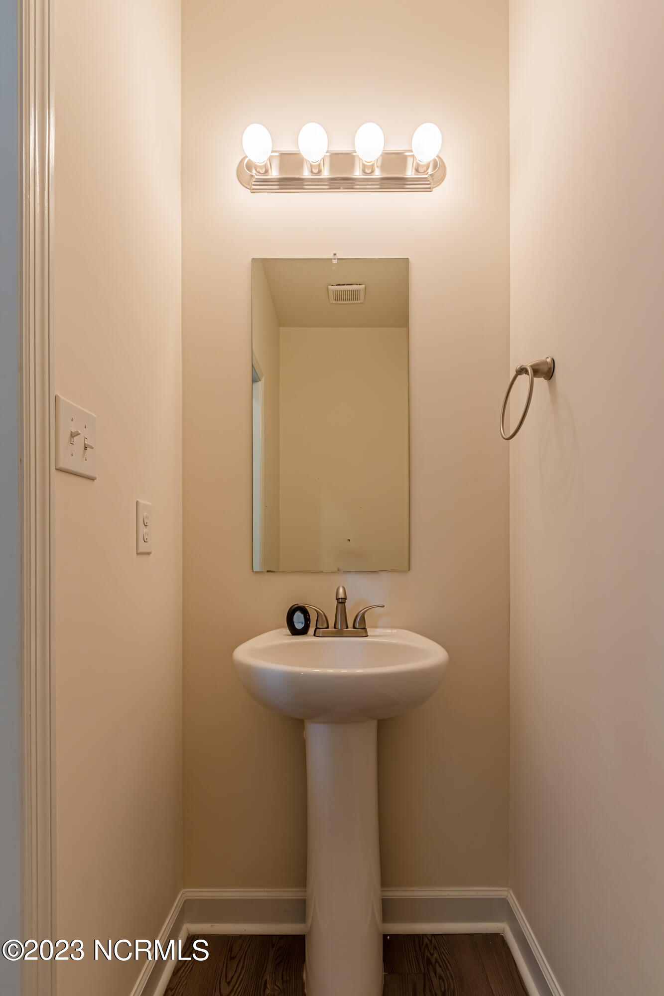 296 Currituck Drive Holly Ridge, NC 28445 - Photo 15 of 43 ALOVE (13 of 45)