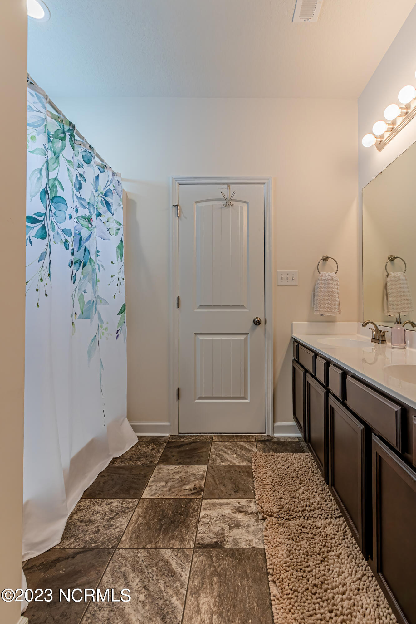 296 Currituck Drive Holly Ridge, NC 28445 - Photo 18 of 43 ALOVE (16 of 45)