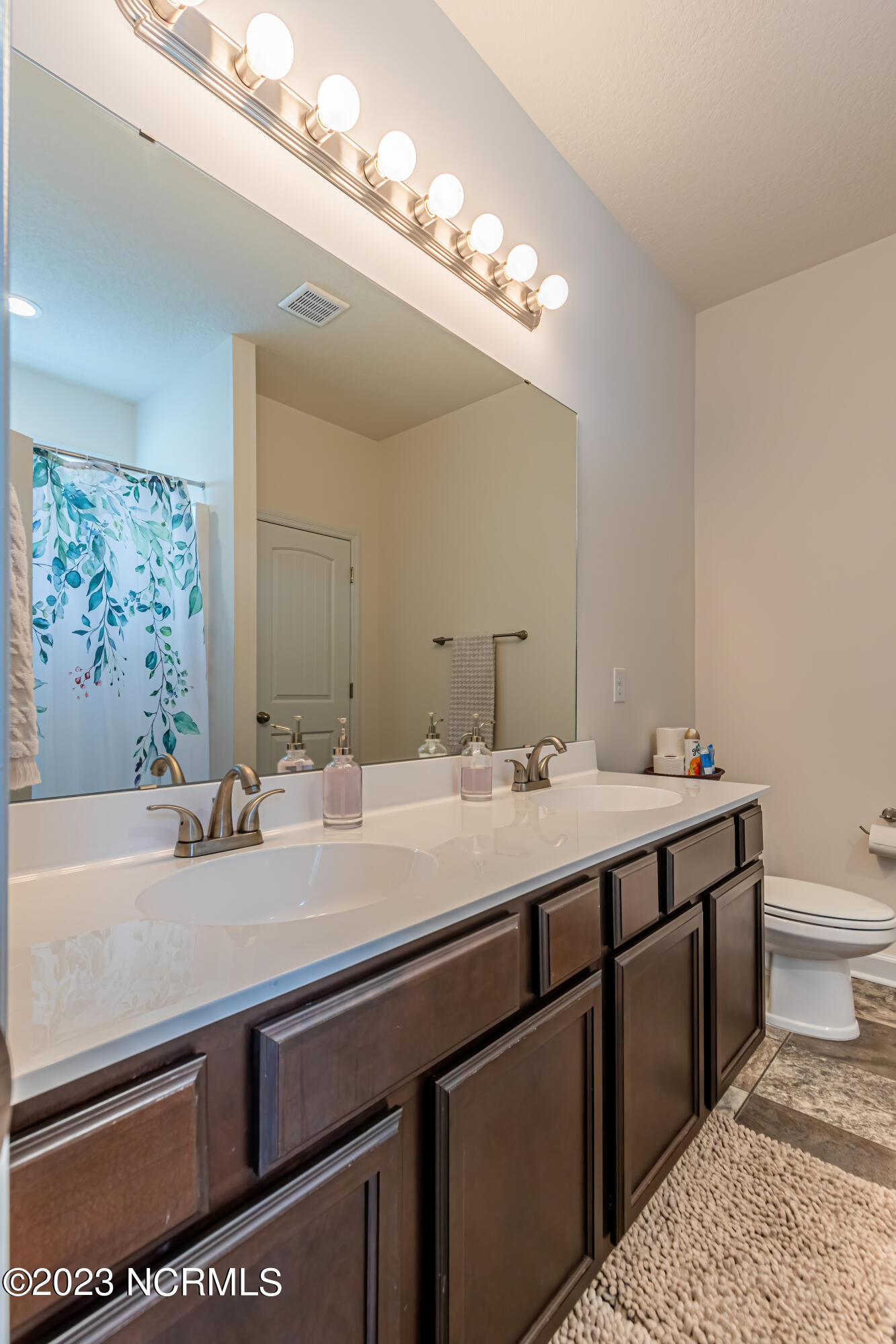 296 Currituck Drive Holly Ridge, NC 28445 - Photo 19 of 43 ALOVE (17 of 45)