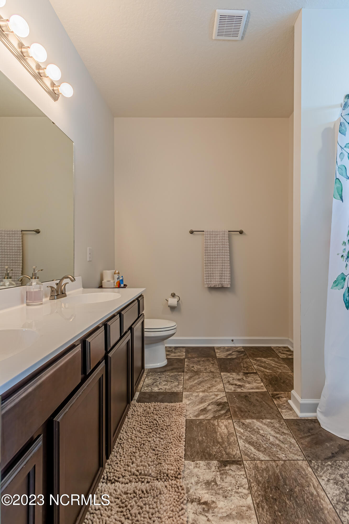 296 Currituck Drive Holly Ridge, NC 28445 - Photo 20 of 43 ALOVE (18 of 45)
