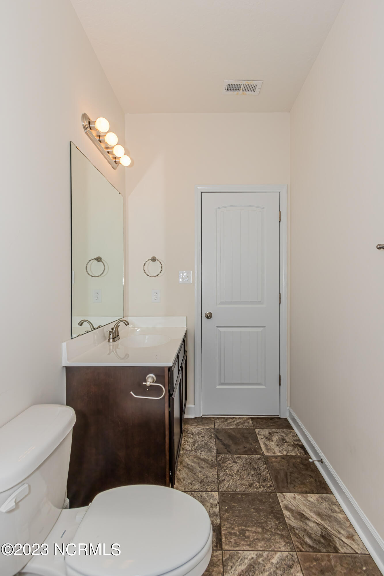 296 Currituck Drive Holly Ridge, NC 28445 - Photo 29 of 43 ALOVE (27 of 45)