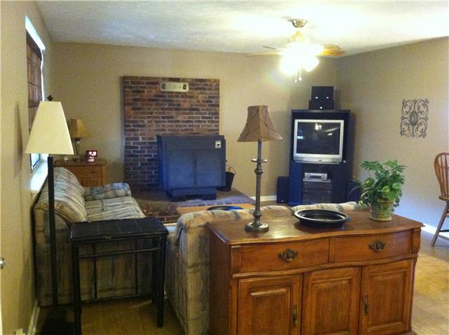 8543 Cedar Grove Road Cross Plains, TN 37049 - Photo 5 of 19