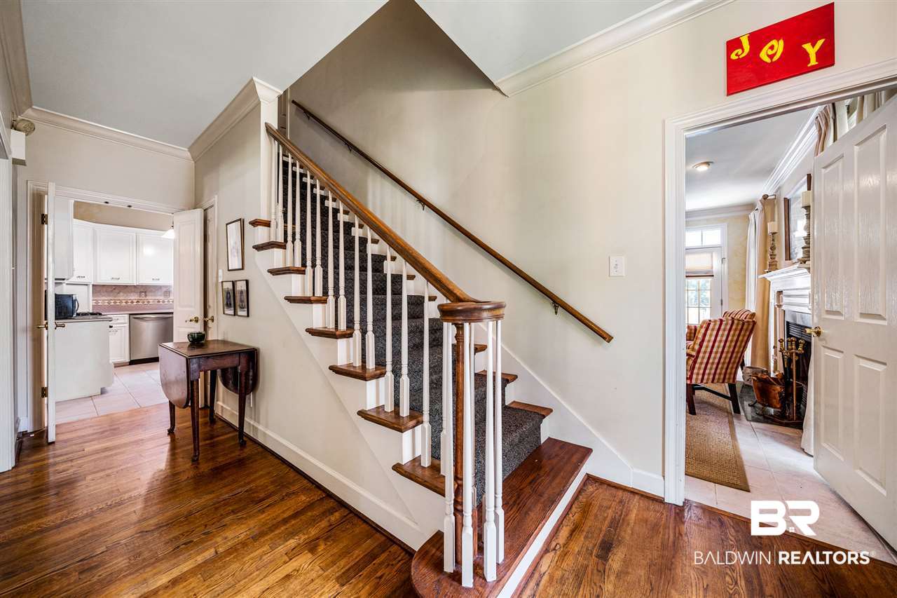 3949 Pembrocke Avenue Mobile, AL 36608 - Photo 4 of 27