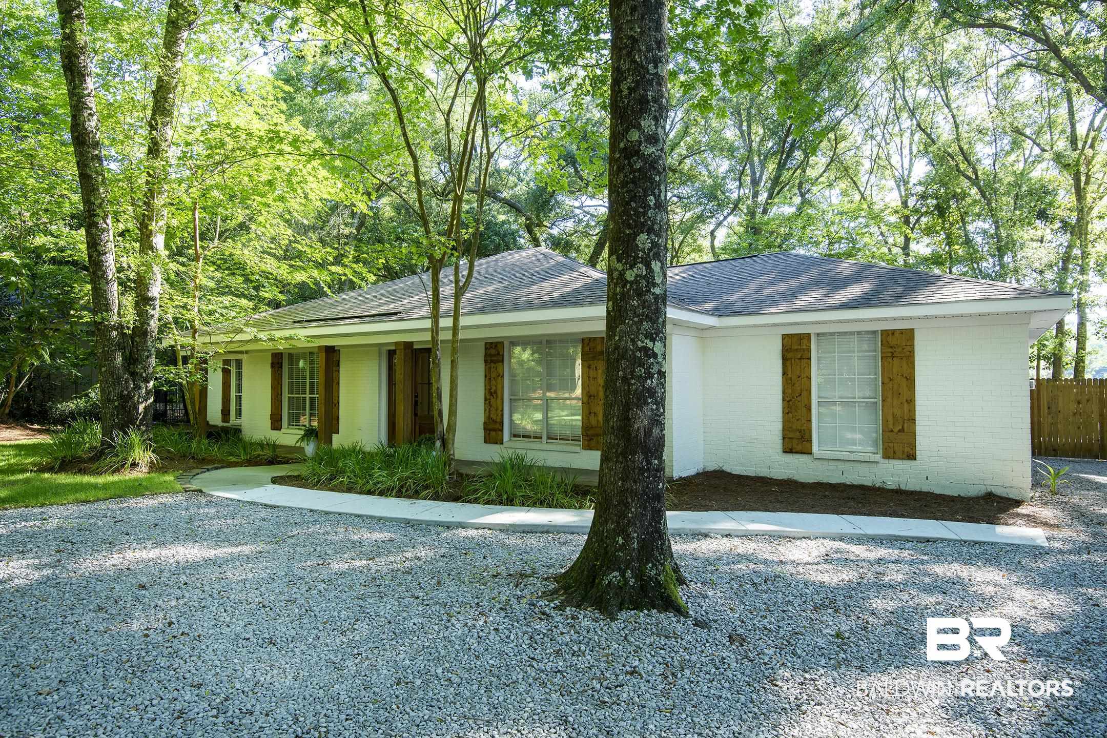 23948 3rd Street Fairhope, AL 36532 - Photo 5 of 39