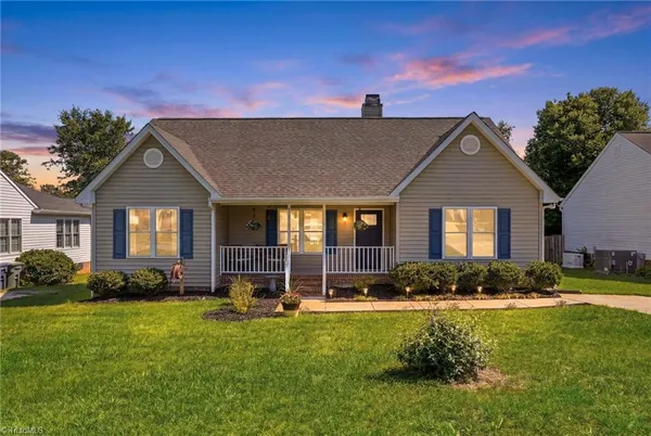 $325,000 | 7109 Taunton Drive, Greensboro, NC 27410