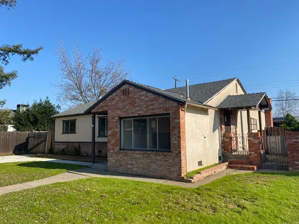 $259,900 | 5769 Ortega Street, Sacramento, CA 95824