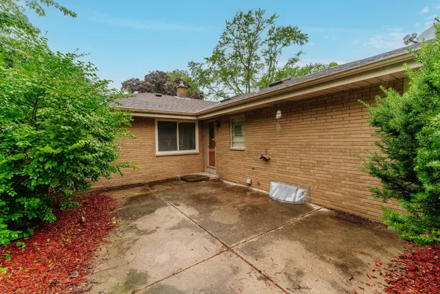 $448,000 | 4212 North 95th Street, Wauwatosa, WI 53222