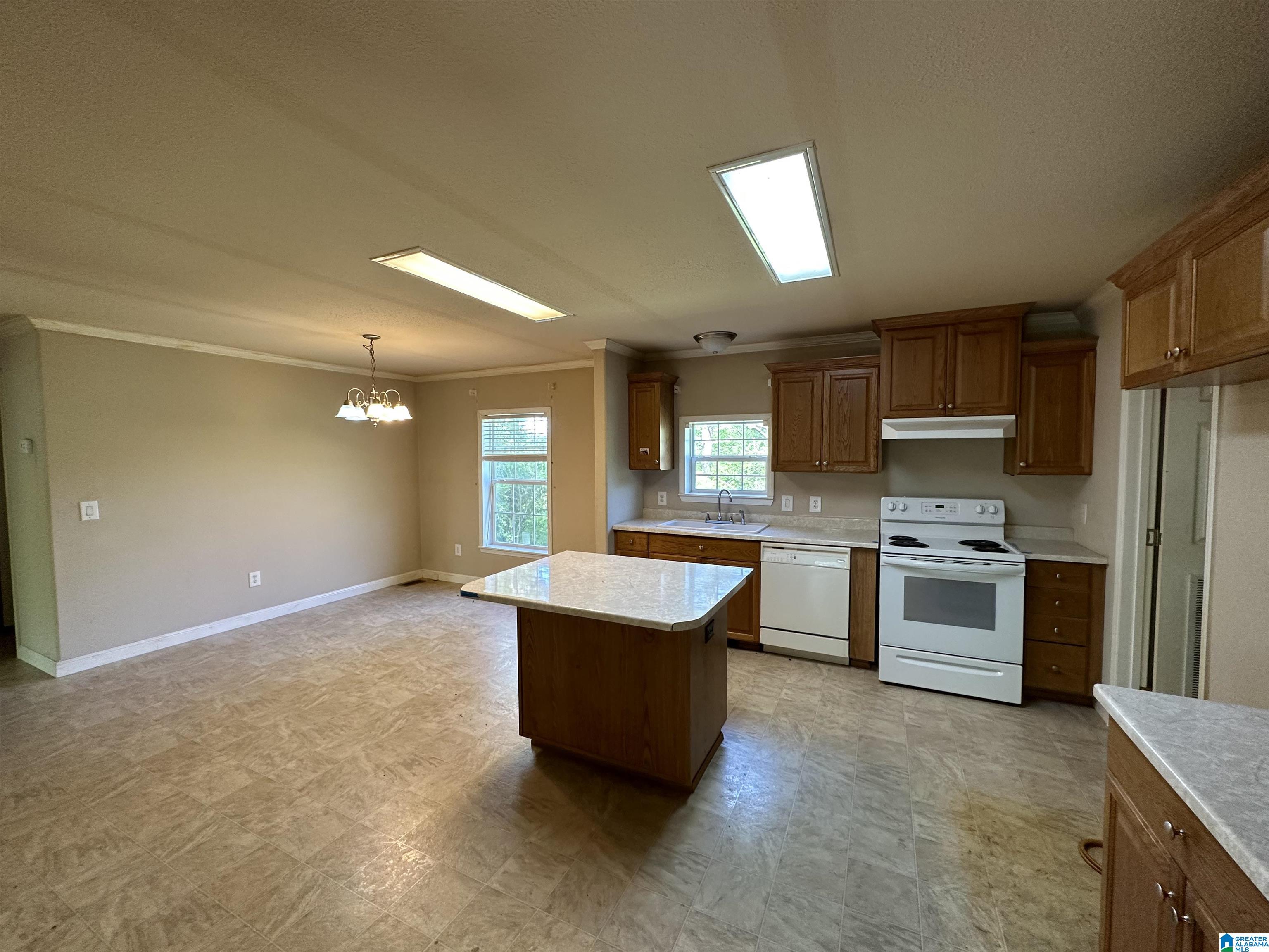 1335 Short Creek Road Mulga, AL 35118 - Photo 10 of 25