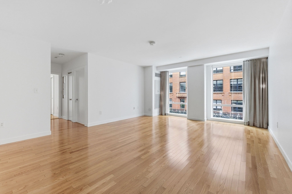 80 Broad Street, Unit 302 Boston, MA 02110 - Photo 1 of 22