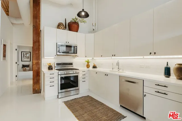 $1,579,000 | 500 Molino Street, Unit 101, Los Angeles, CA 90013