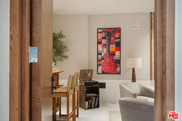 $1,579,000 | 500 Molino Street, Unit 101, Los Angeles, CA 90013