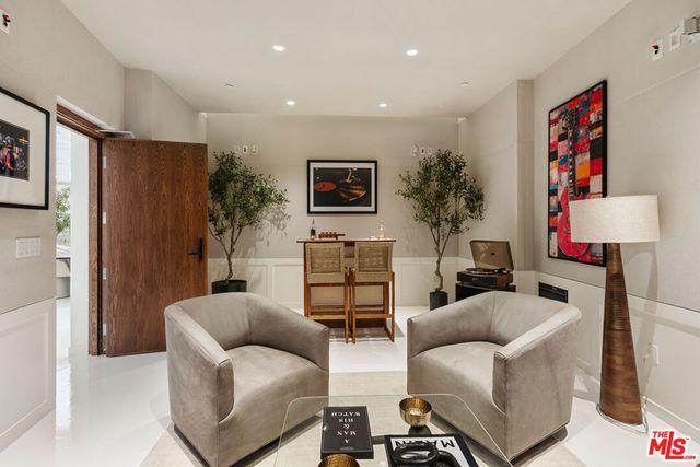 $1,579,000 | 500 Molino Street, Unit 101, Los Angeles, CA 90013