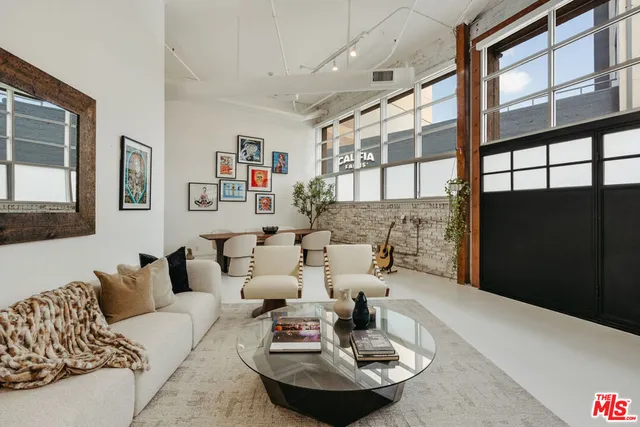 $1,579,000 | 500 Molino Street, Unit 101, Los Angeles, CA 90013