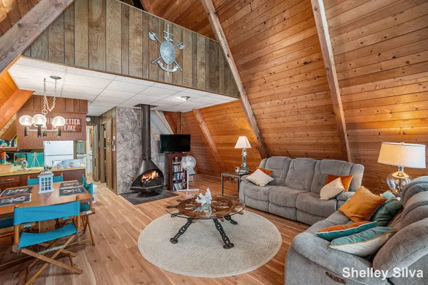 $399,900 | 270 North Jack Pine Road, Fountain, MI 49410