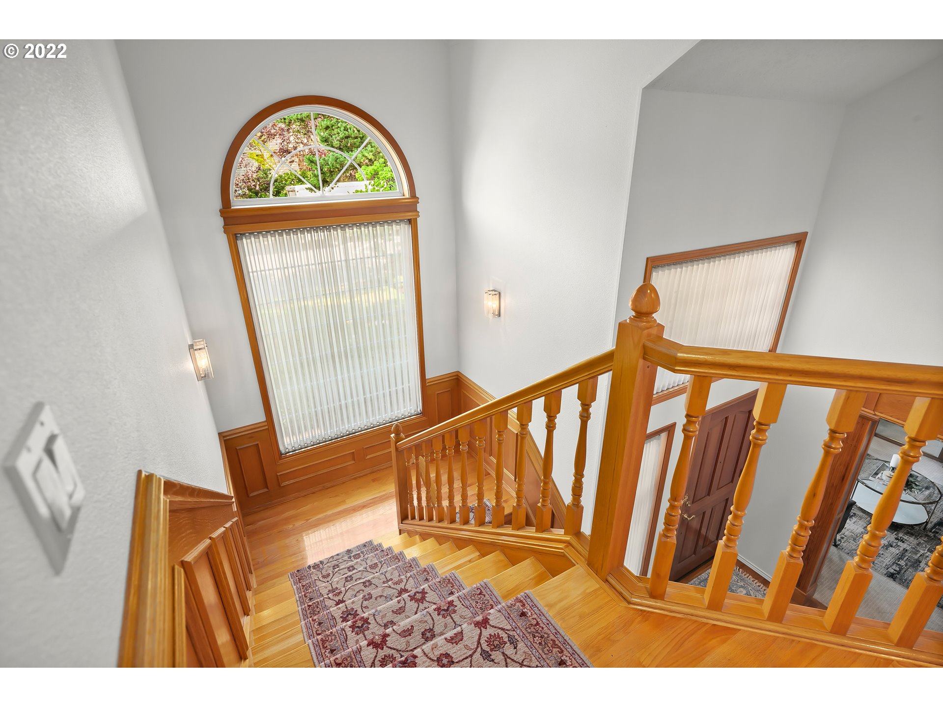 5820 Southwest Kruse Ridge Drive Portland, OR 97219 - Photo 15 of 28 Gallery Image 15