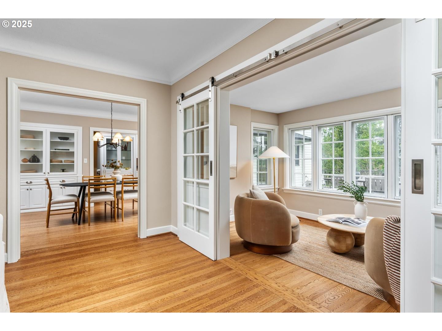 2612 Southwest Talbot Road Portland, OR 97201 - Photo 9 of 48 Gallery Image 9