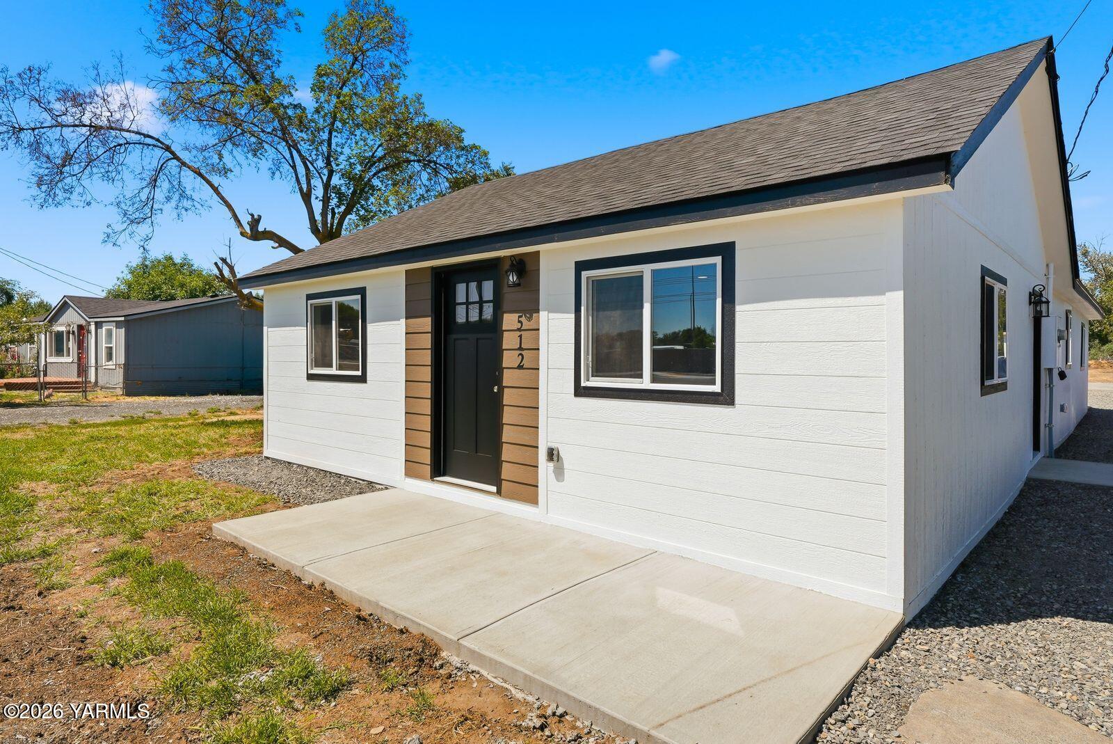 512 Keys Road Yakima, WA 98901 - Photo 4 of 31 512 N Keys Rd 004
