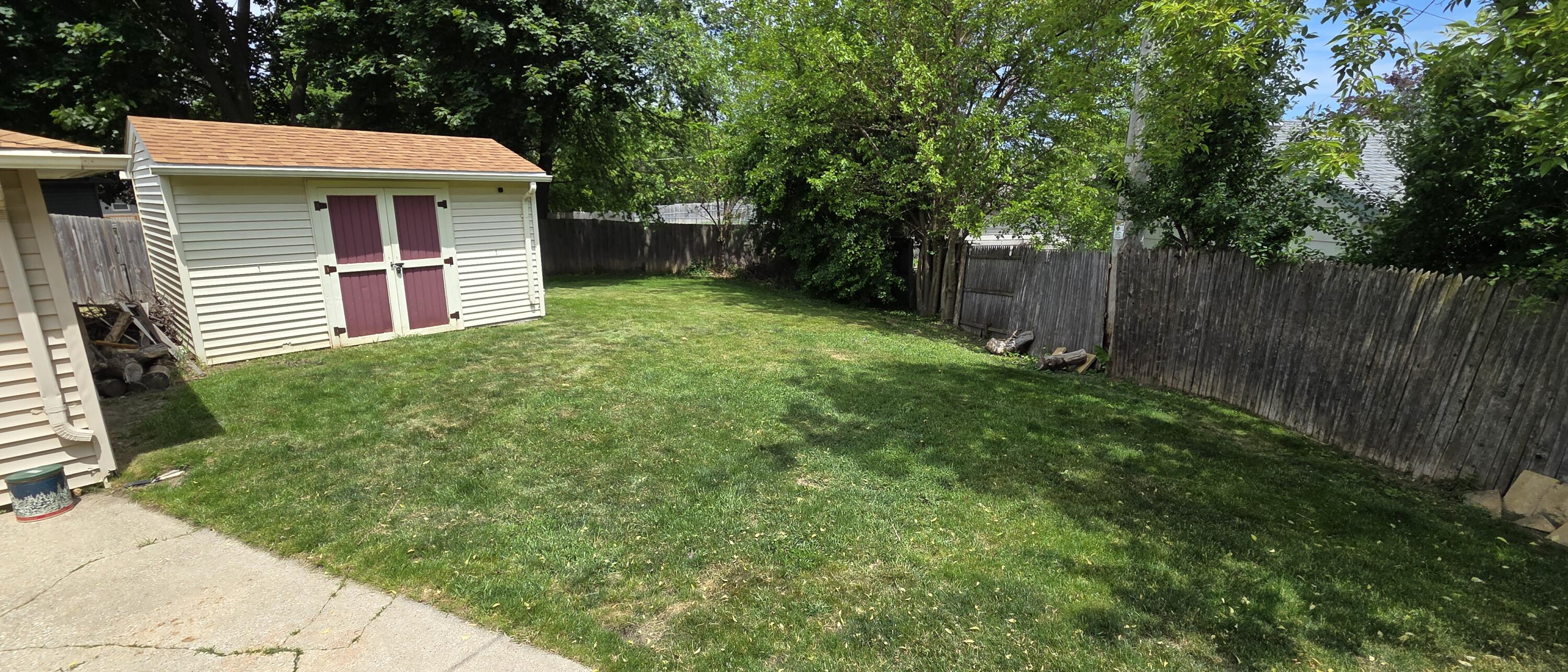 1709 Mercury Circle Racine, WI 53404 - Photo 7 of 23 Oversized Shed