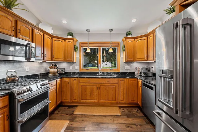 $569,900 | 127 Channel Trace, Shawano, WI 54166