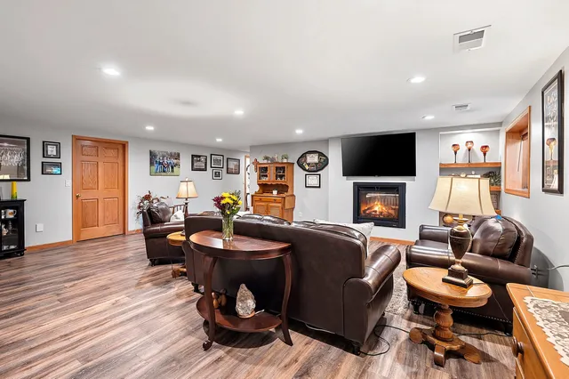 $569,900 | 127 Channel Trace, Shawano, WI 54166