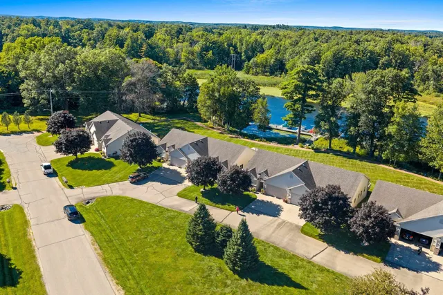 $569,900 | 127 Channel Trace, Shawano, WI 54166