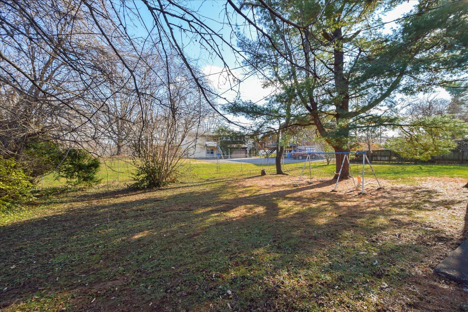 3913 Plantation Road Northeast Roanoke, VA 24012 - Photo 20 of 22 20-3913 Plantation-20