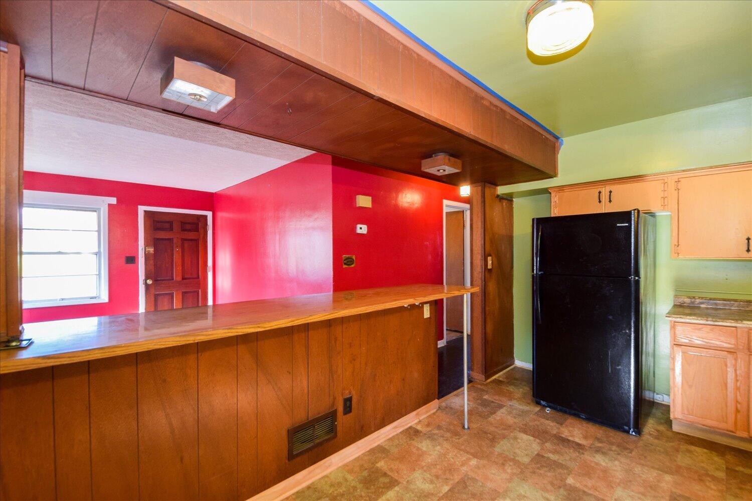 3913 Plantation Road Northeast Roanoke, VA 24012 - Photo 5 of 22 05-3913 Plantation-5