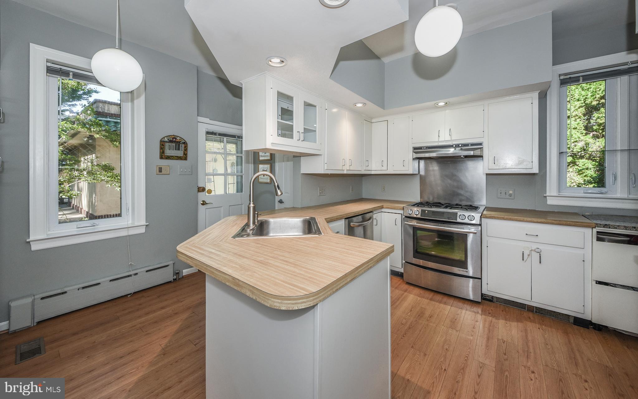401 Vernon Road Jenkintown, PA 19046 - Photo 18 of 48 Kitchen