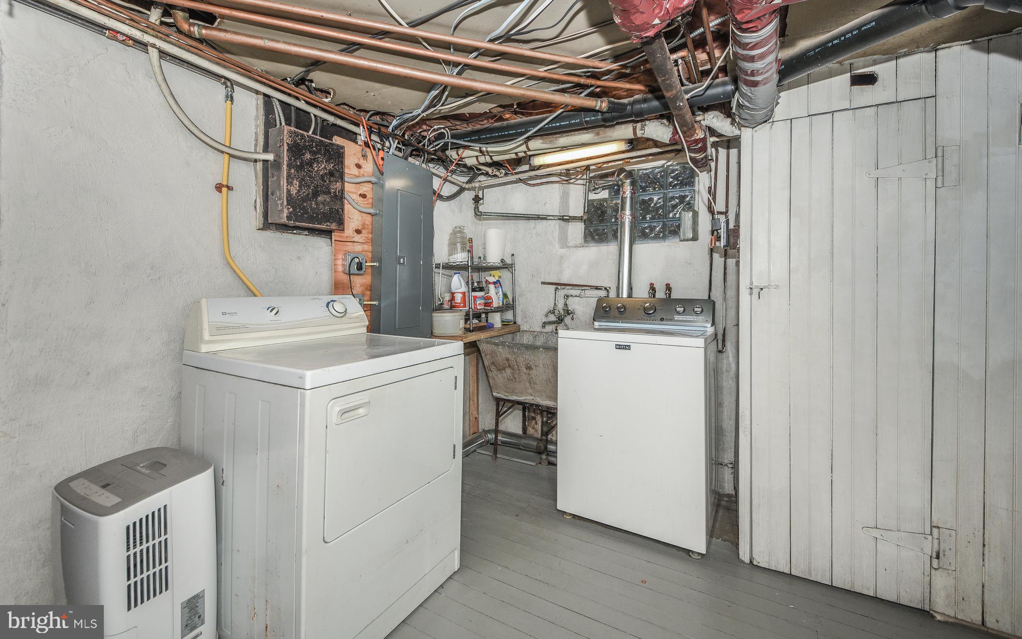 401 Vernon Road Jenkintown, PA 19046 - Photo 43 of 48 Laundry Room