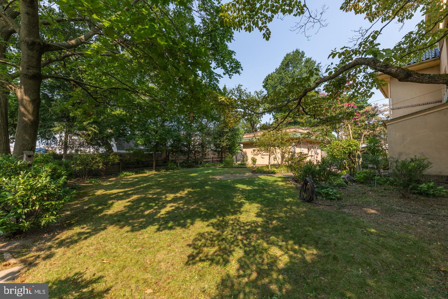 401 Vernon Road Jenkintown, PA 19046 - Photo 9 of 48 Back Yard