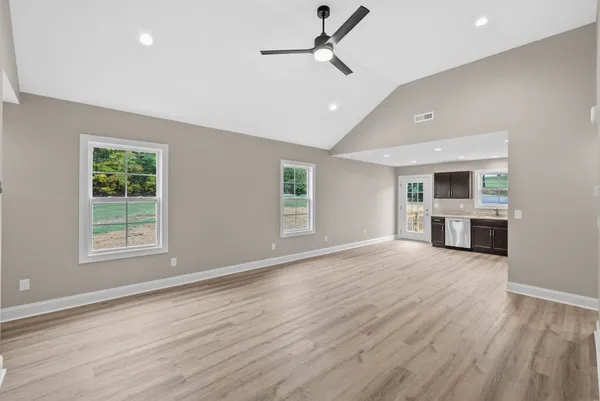 $1,350 | 101 B Cayce Avenue, Hopkinsville, KY 42240