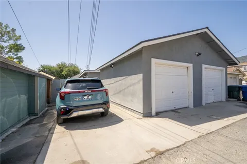 $1,100,000 | 124 North Vista Bonita Avenue, Glendora, CA 91741