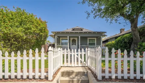 $1,100,000 | 124 North Vista Bonita Avenue, Glendora, CA 91741