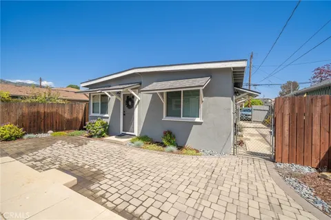 $1,100,000 | 124 North Vista Bonita Avenue, Glendora, CA 91741