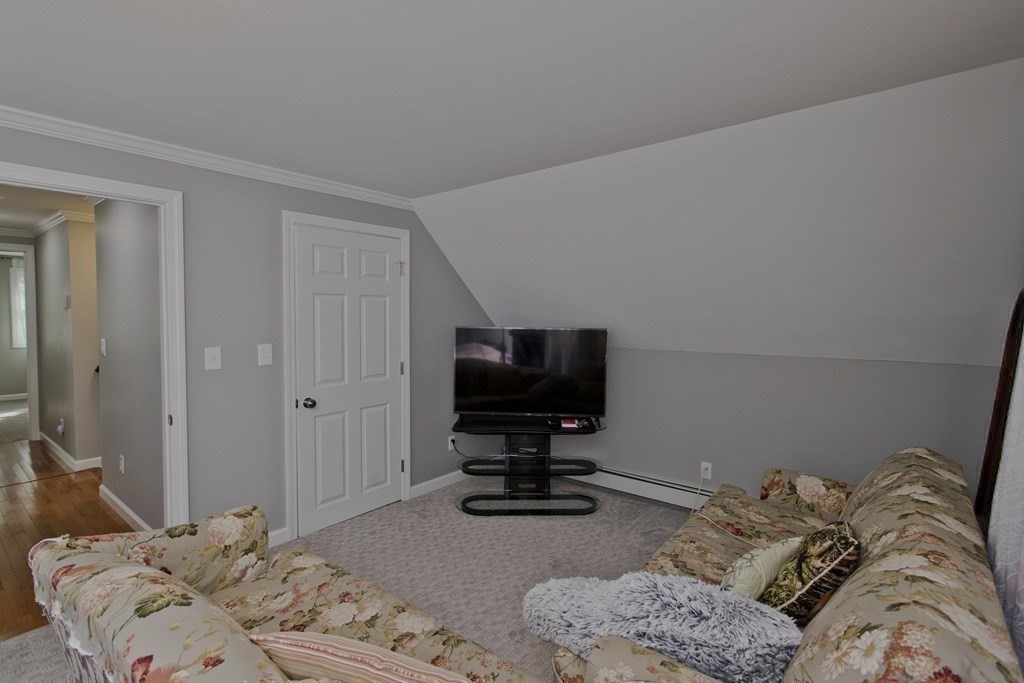 82 New Templeton Road Hubbardston, MA 01452 - Photo 24 of 34 Gallery Image 24