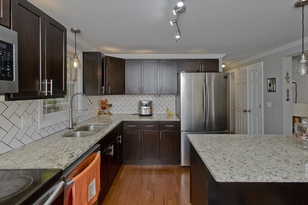 82 New Templeton Road Hubbardston, MA 01452 - Photo 7 of 34 Gallery Image 7