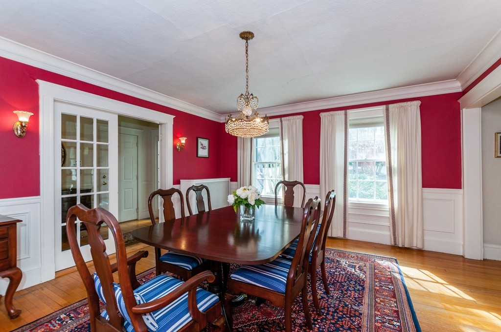 12 Byfield Road Newton, MA 02468 - Photo 7 of 28 Gallery Image 7