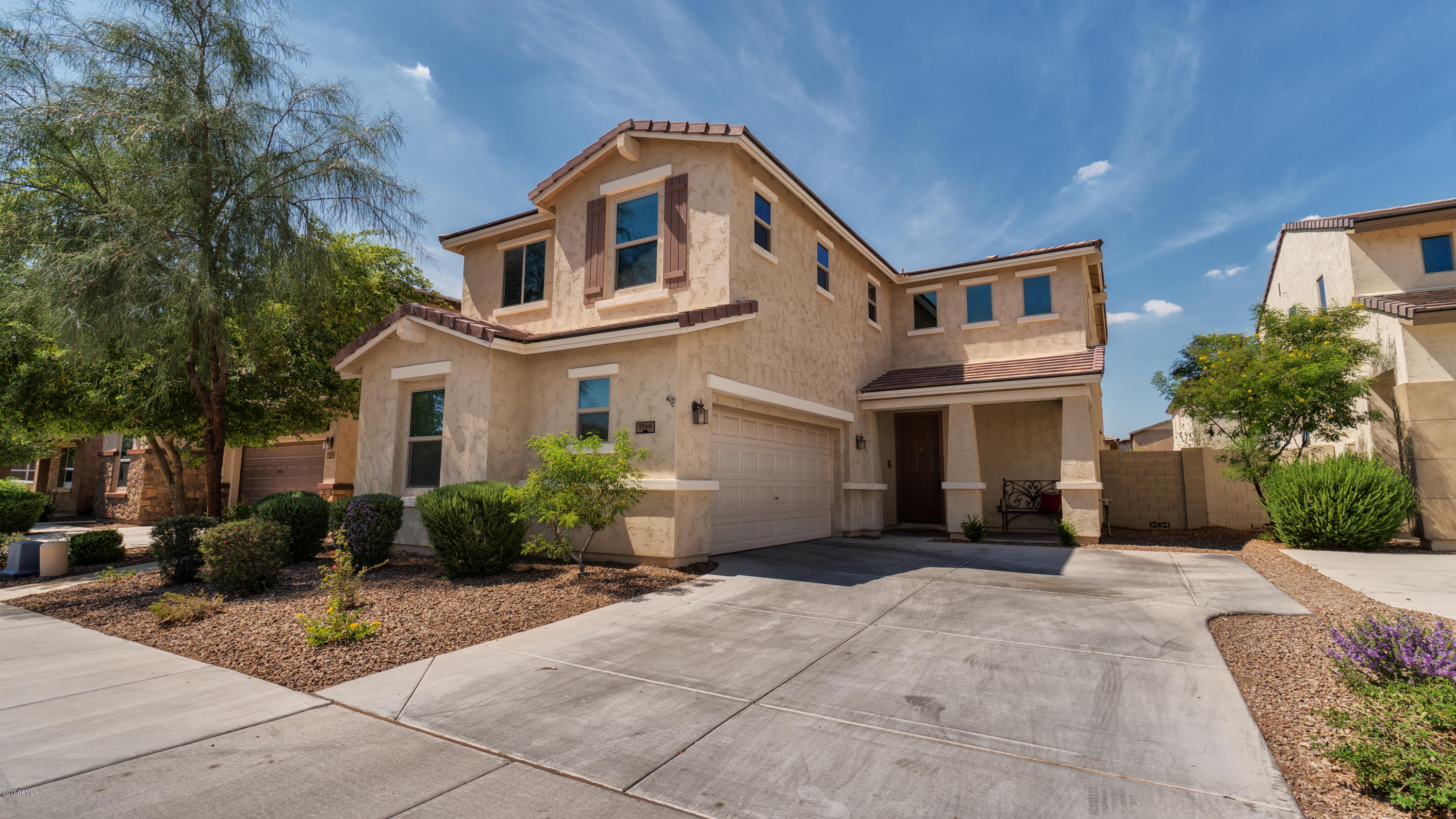 1544 E Hummingbird Way-1